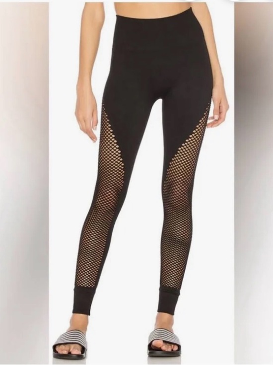 IVY PARK Pants - Ivy Park - Fishnet Seamless Ankle Black Leggings S/M